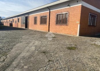 Shed Via Vigone, Cavour - photo 1