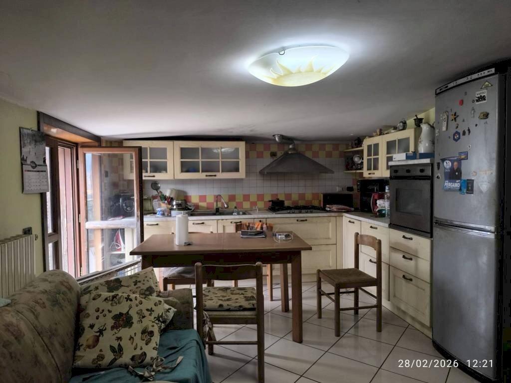 Three-room apartment via Ferrovia Valle, Mercato San Severino - photo 1
