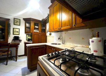 Four-room apartment Via Arnaldo da Brescia, Sanremo - photo 9