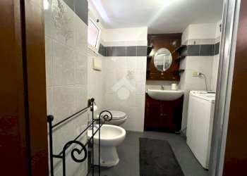 Four-room apartment Via Arnaldo da Brescia, Sanremo - photo 26