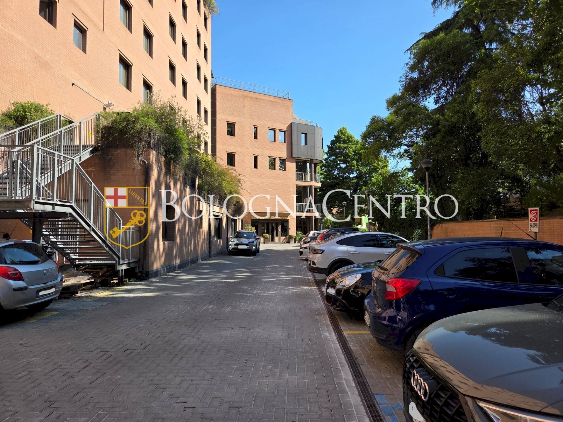 Posto Auto Bologna (zona San Vitale) - foto 1