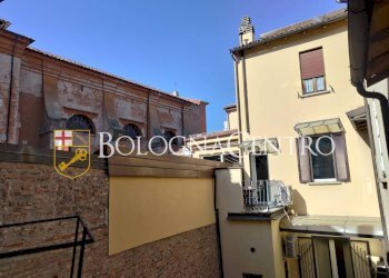 Trilocale Bologna (zona Santo Stefano) - foto 4