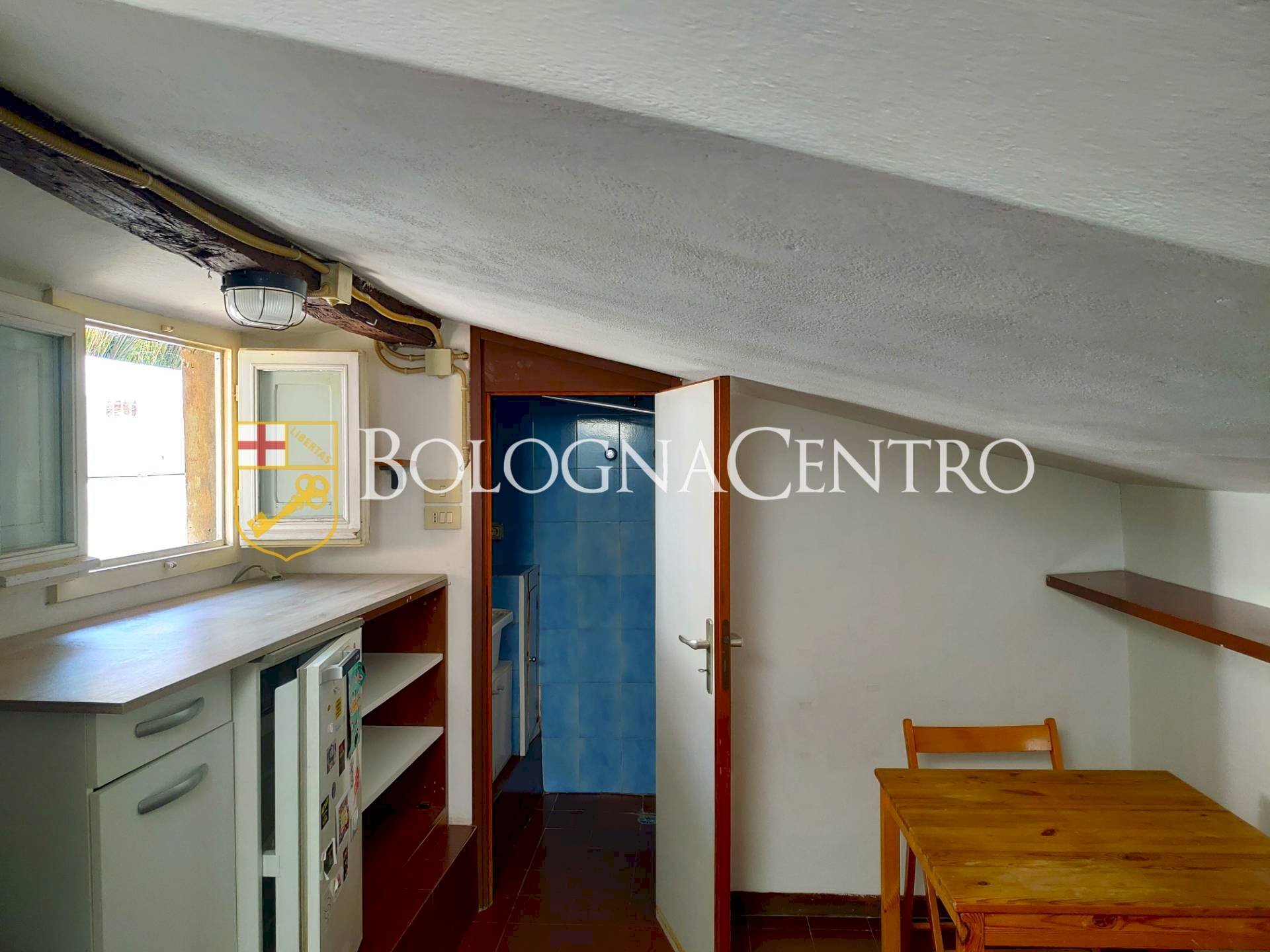 Attic Bologna (neighborhood Santo Stefano) - photo 2