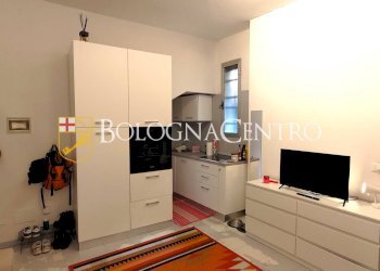 Bilocale Bologna (zona Santo Stefano) - foto 7