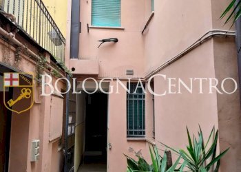Bilocale Bologna (zona Santo Stefano) - foto 24