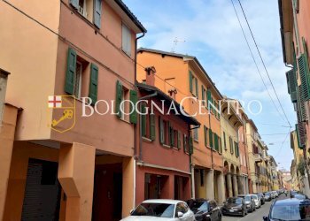 Bilocale Bologna (zona Santo Stefano) - foto 28