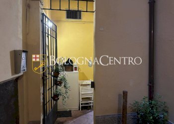 Trilocale Bologna (zona Santo Stefano) - foto 3