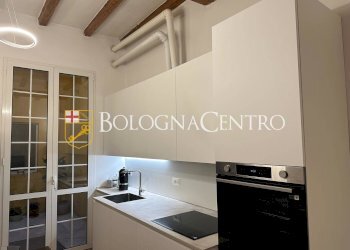 Trilocale Bologna (zona Santo Stefano) - foto 7