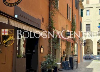 Trilocale Bologna (zona Centro Storico) - foto 28