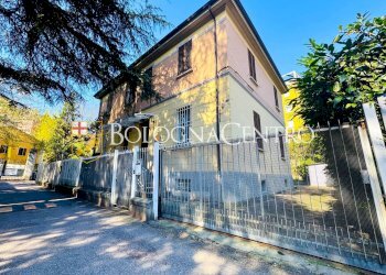 Villa Bifamiliare Bologna (zona San Mamolo) - foto 2