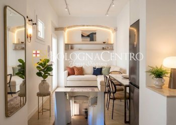 Trilocale Bologna (zona Santo Stefano) - foto 1