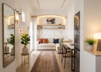 Trilocale Bologna (zona Santo Stefano) - foto 20