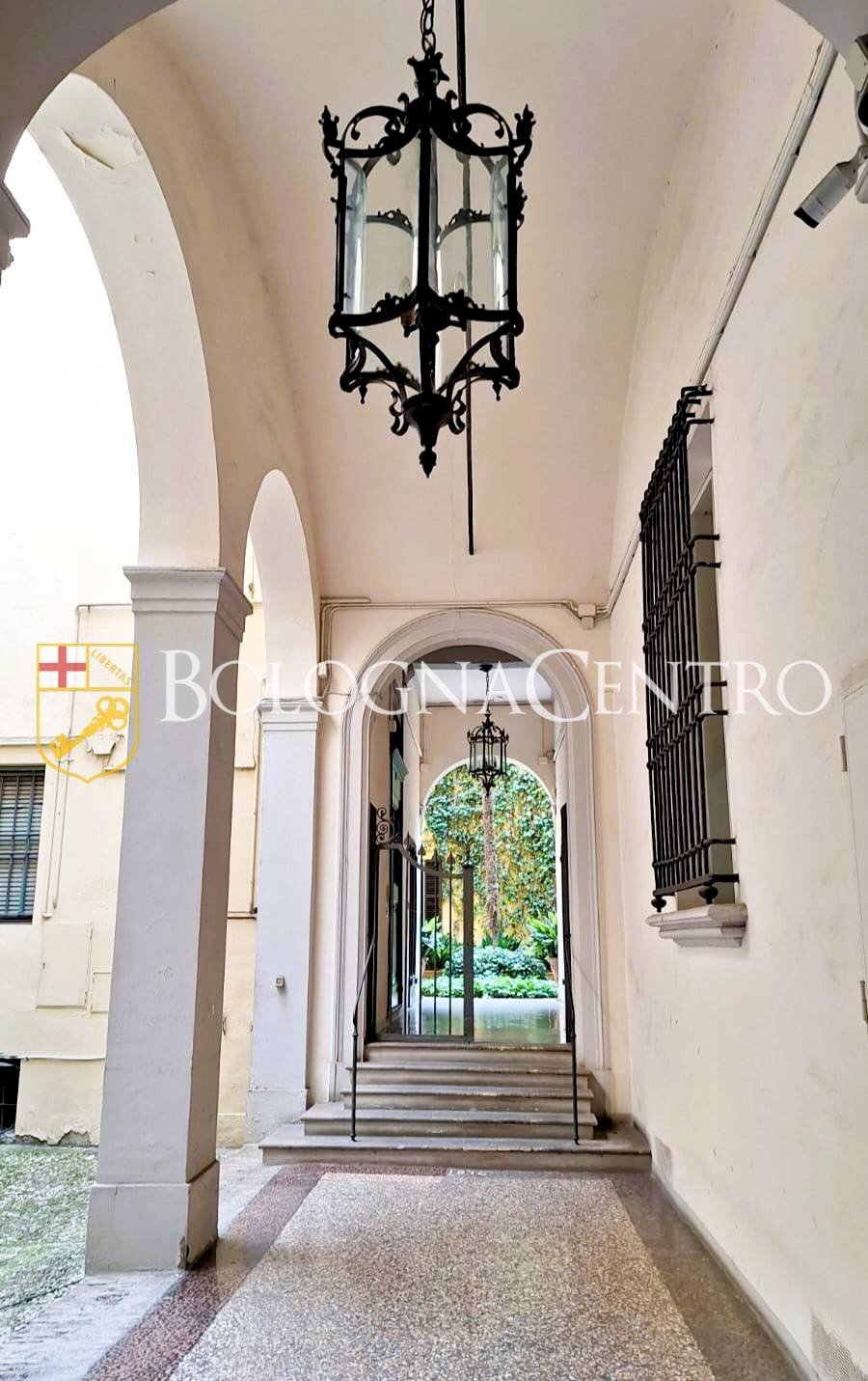 Trilocale Bologna (zona Centro Storico) - foto 3