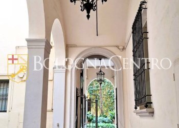 Trilocale Bologna (zona Centro Storico) - foto 3