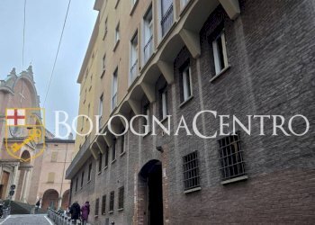 Trilocale Bologna (zona Santo Stefano) - foto 1