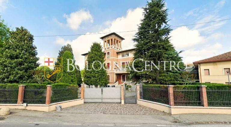 Three-family Villa Spilamberto - photo 2