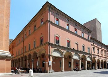 One-room apartment Bologna (neighborhood Centro Storico) - photo 1