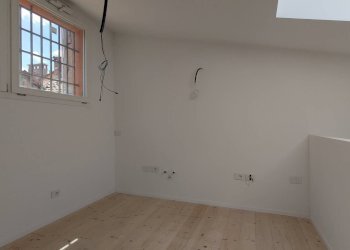 One-room apartment Bologna (neighborhood Centro Storico) - photo 5