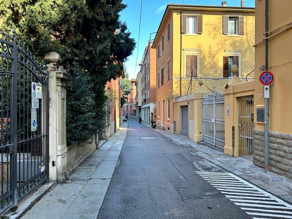 Posto Auto Bologna (zona Santo Stefano) - foto 1