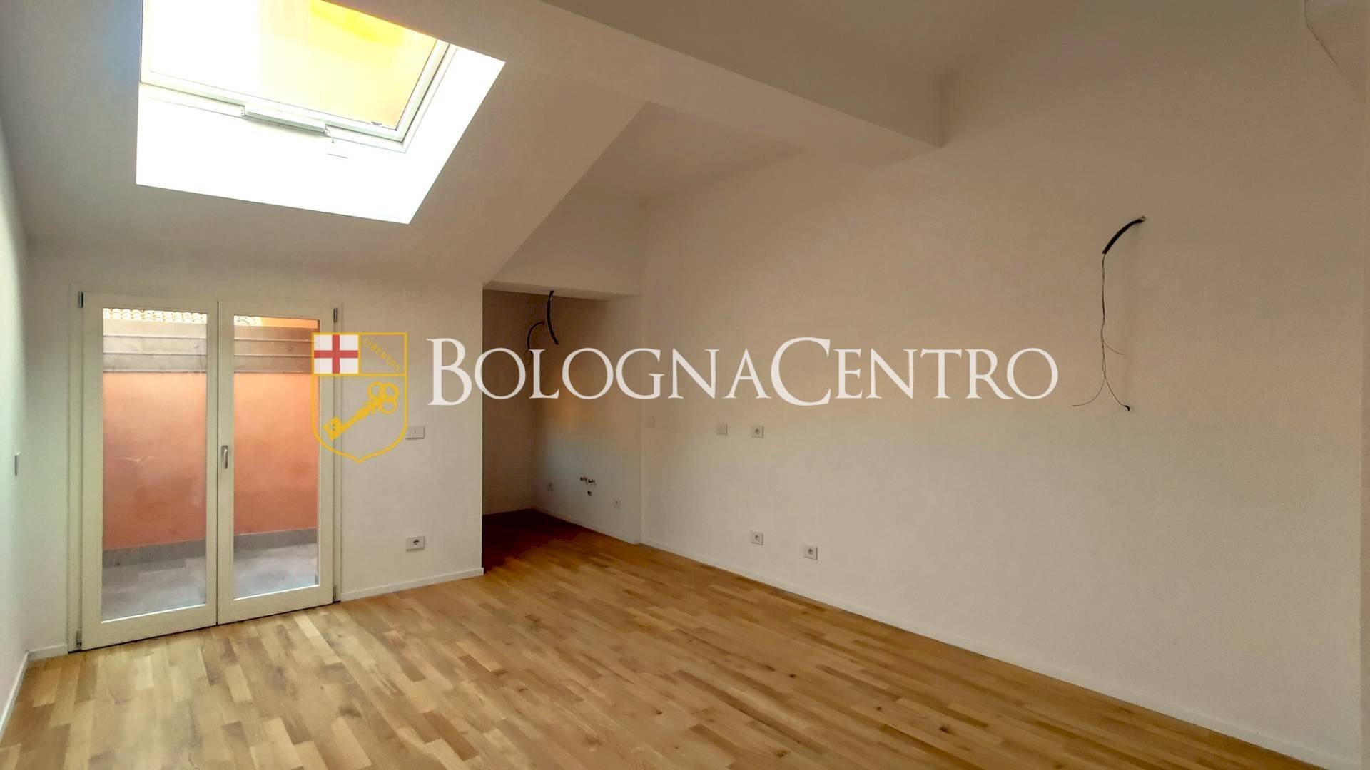Two-room apartment Bologna (neighborhood Centro Storico) - photo 3