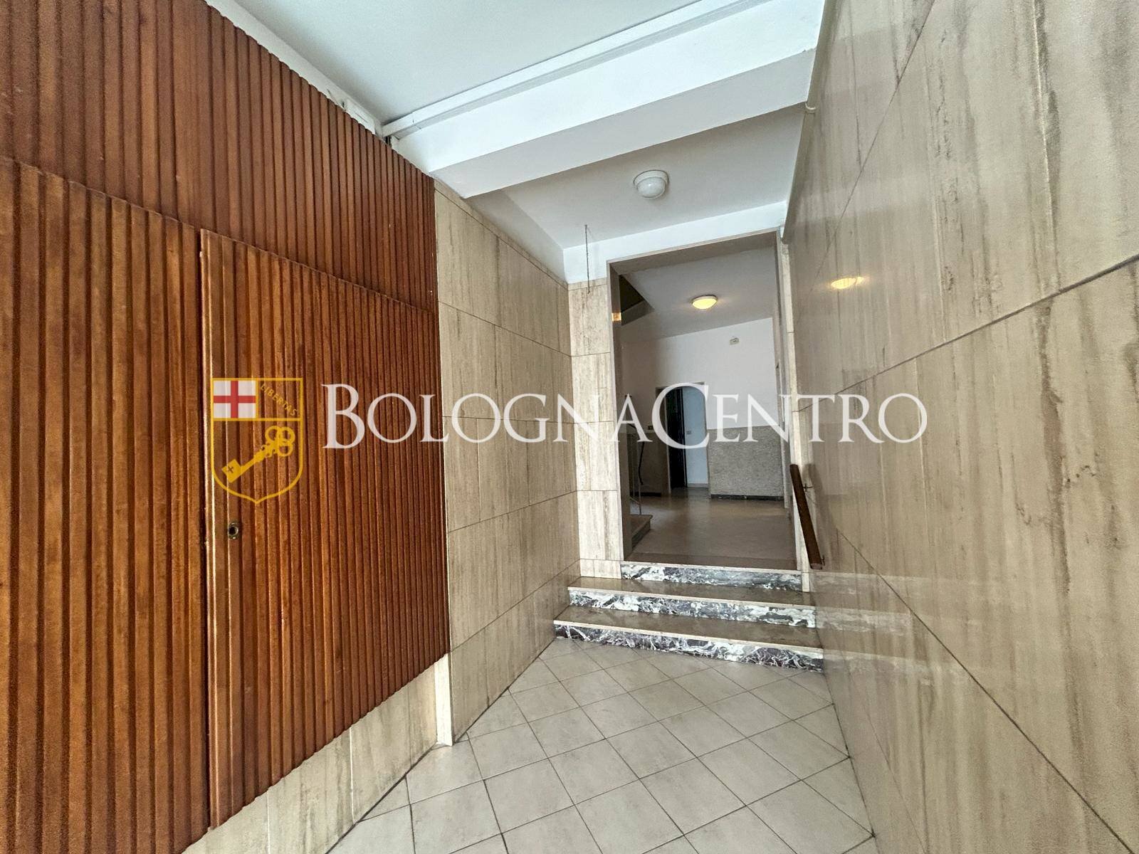 Four-room apartment Bologna (neighborhood Marconi) - photo 2