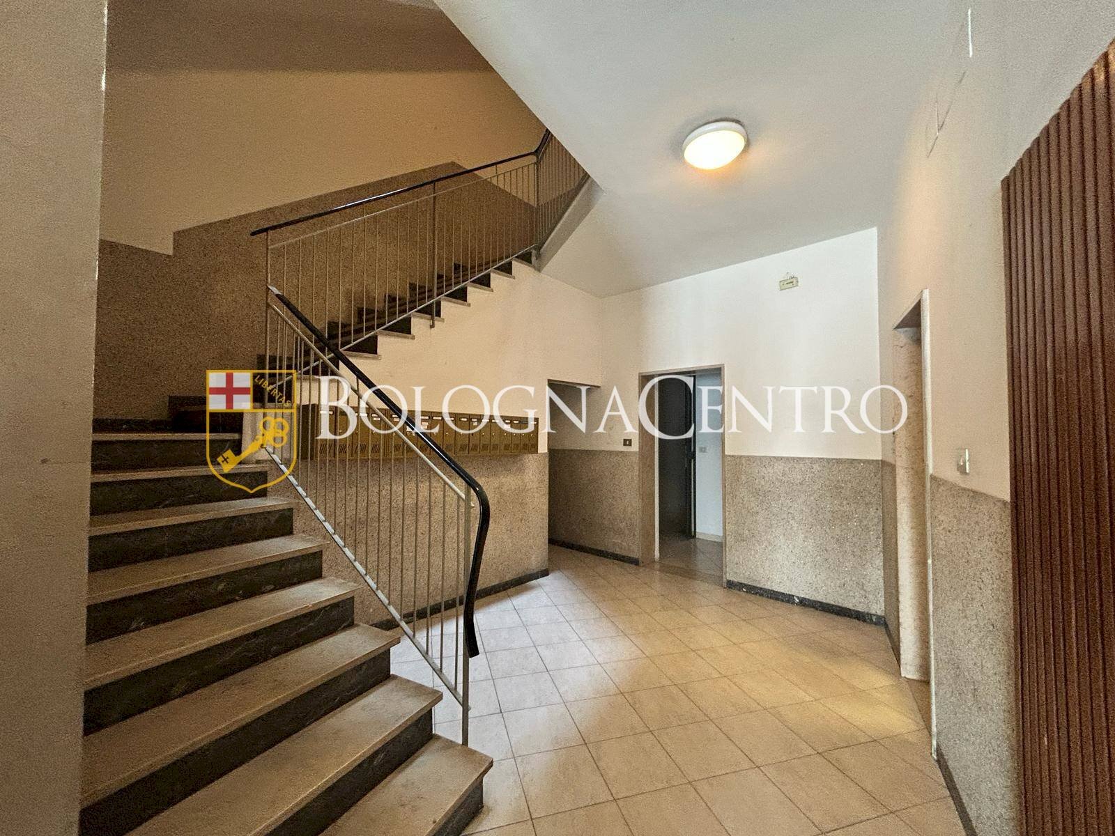 Four-room apartment Bologna (neighborhood Marconi) - photo 3