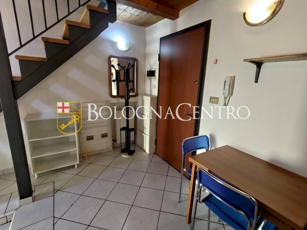 Two-room apartment Bologna (neighborhood Centro Storico) - photo 1