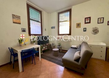 Bilocale Bologna (zona Centro Storico) - foto 1