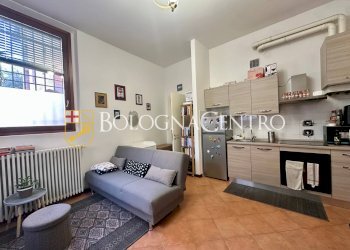 Bilocale Bologna (zona Centro Storico) - foto 2