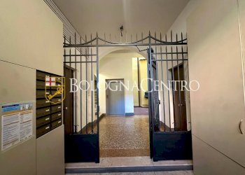 Bilocale Bologna (zona Centro Storico) - foto 17