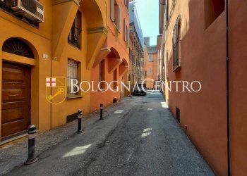 Monolocale Bologna (zona Centro Storico) - foto 2