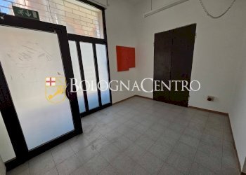 Negozio Bologna (zona Centro Storico) - foto 2