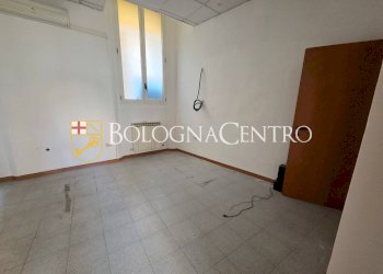 Negozio Bologna (zona Centro Storico) - foto 7