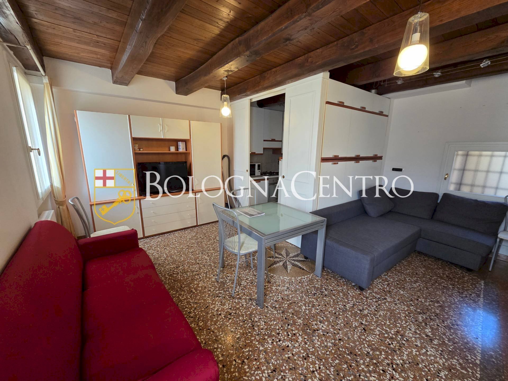 Two-room apartment Bologna (neighborhood Saragozza) - photo 2