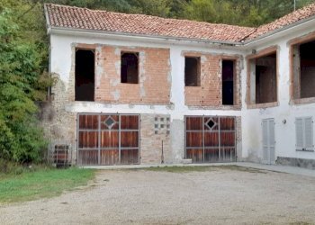 Rustico Salita Gino Rocca 3, Alba - foto 2