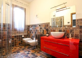 Portion of a house Via Fellini, Calderara di Reno - photo 9