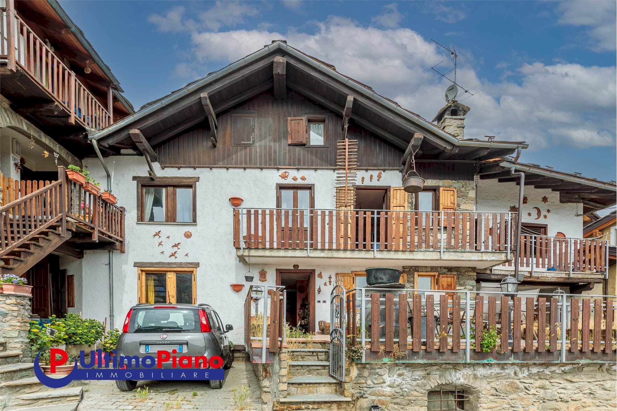 Independent house Frazione Arpuilles 9, Aosta - photo 1