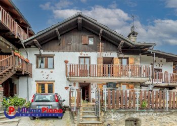 Independent house Frazione Arpuilles 9, Aosta - photo 1