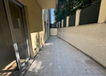 Bilocale Genova (zona Sestri Ponente) - foto 3