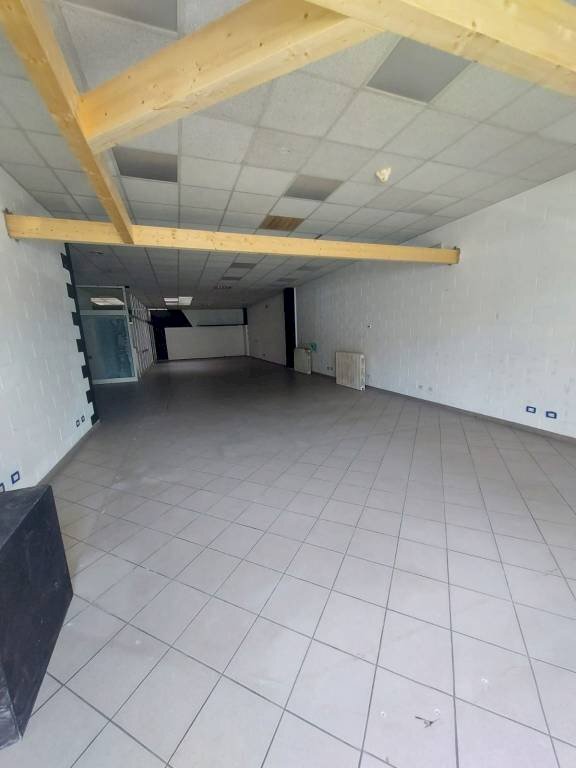 Negozio Pinerolo - foto 2