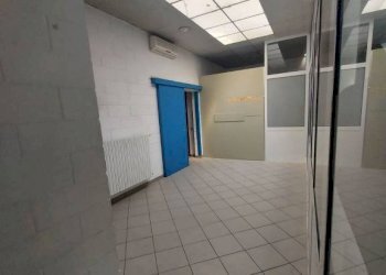 Negozio Pinerolo - foto 4