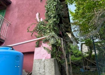 Casa indipendente Via Ca' Ferrari, Castel d'Aiano - foto 11