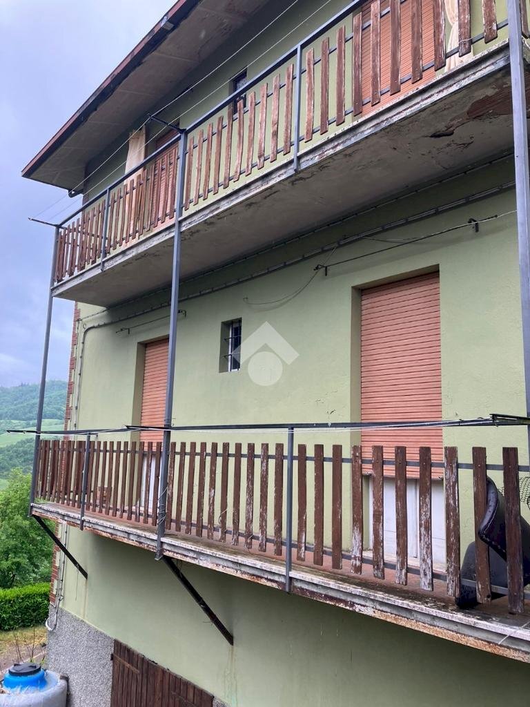 Quadrilocale Via Monte Rocca, Castel d'Aiano - foto 1