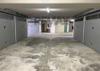 Garage - Parking Via Ninfea, 18
Iseo, Iseo - photo 4