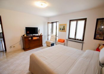 Four-room apartment Via Oglianico, Rivarolo Canavese - photo 17