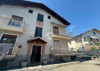 Three-room apartment Via Santa Lucia, Lanzo Torinese - photo 2
