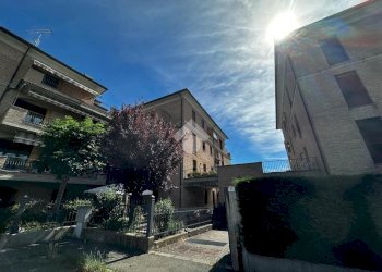 Bilocale Pavullo Nel Frignano, Pavullo nel Frignano - foto 2