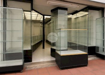 Shop Via Romagna, Misano Adriatico - photo 1