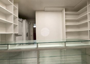 Shop Via Romagna, Misano Adriatico - photo 7