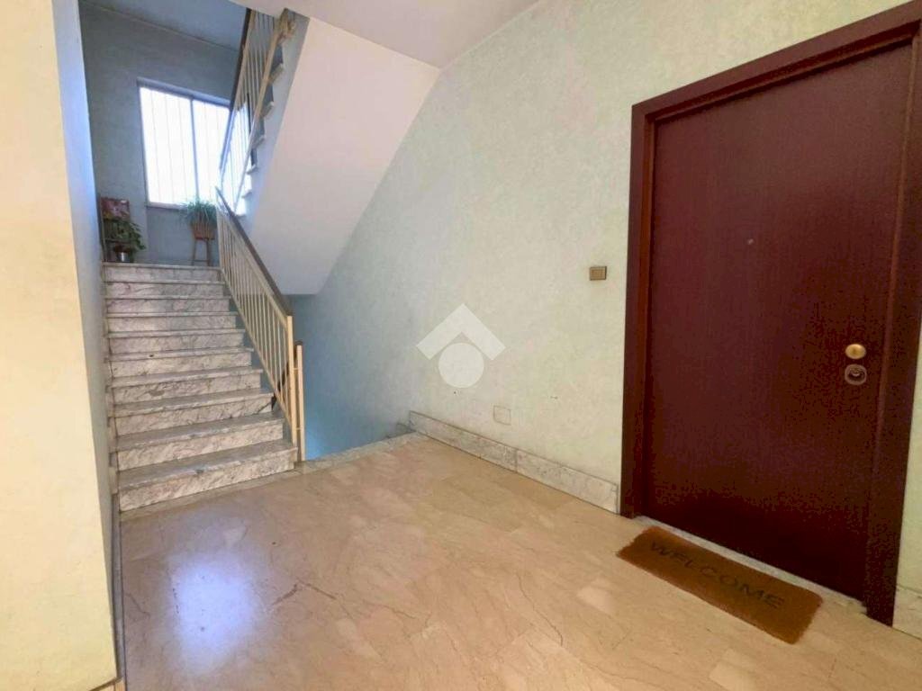 Three-room apartment Strada Marsè, Moncalieri - photo 2